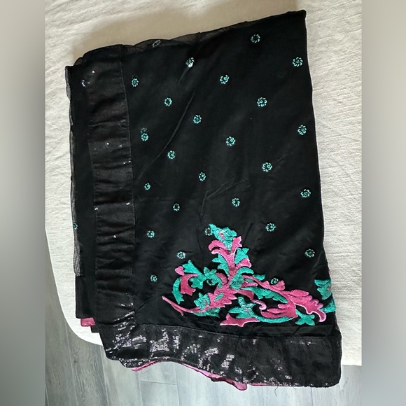 Black net saree with embroidery and sequins - Picture 2 of 4